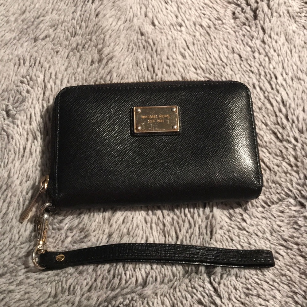 Michael Kors Wristlet for Phone
